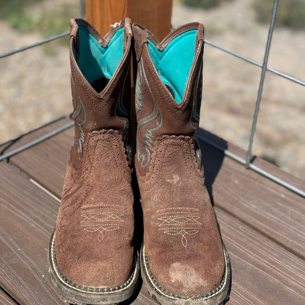 Ariat phat babies